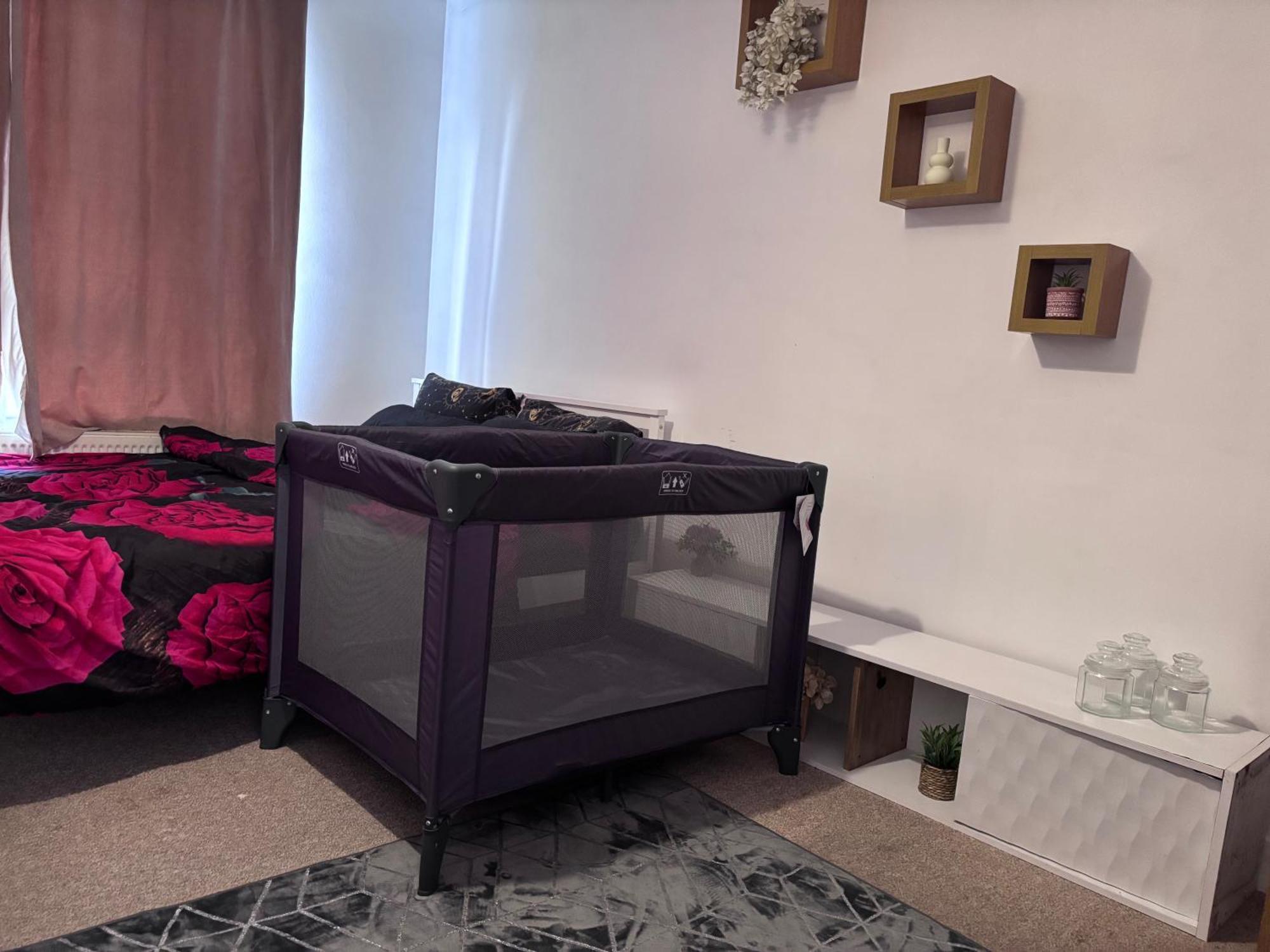 1br-sleeps4-35mintocentrallondon-40mintoheathrow *